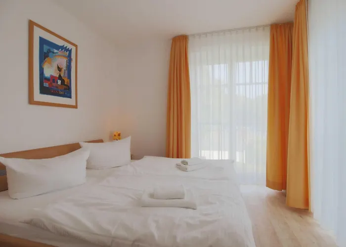 Smidt 4 Strandnuest * Rostock